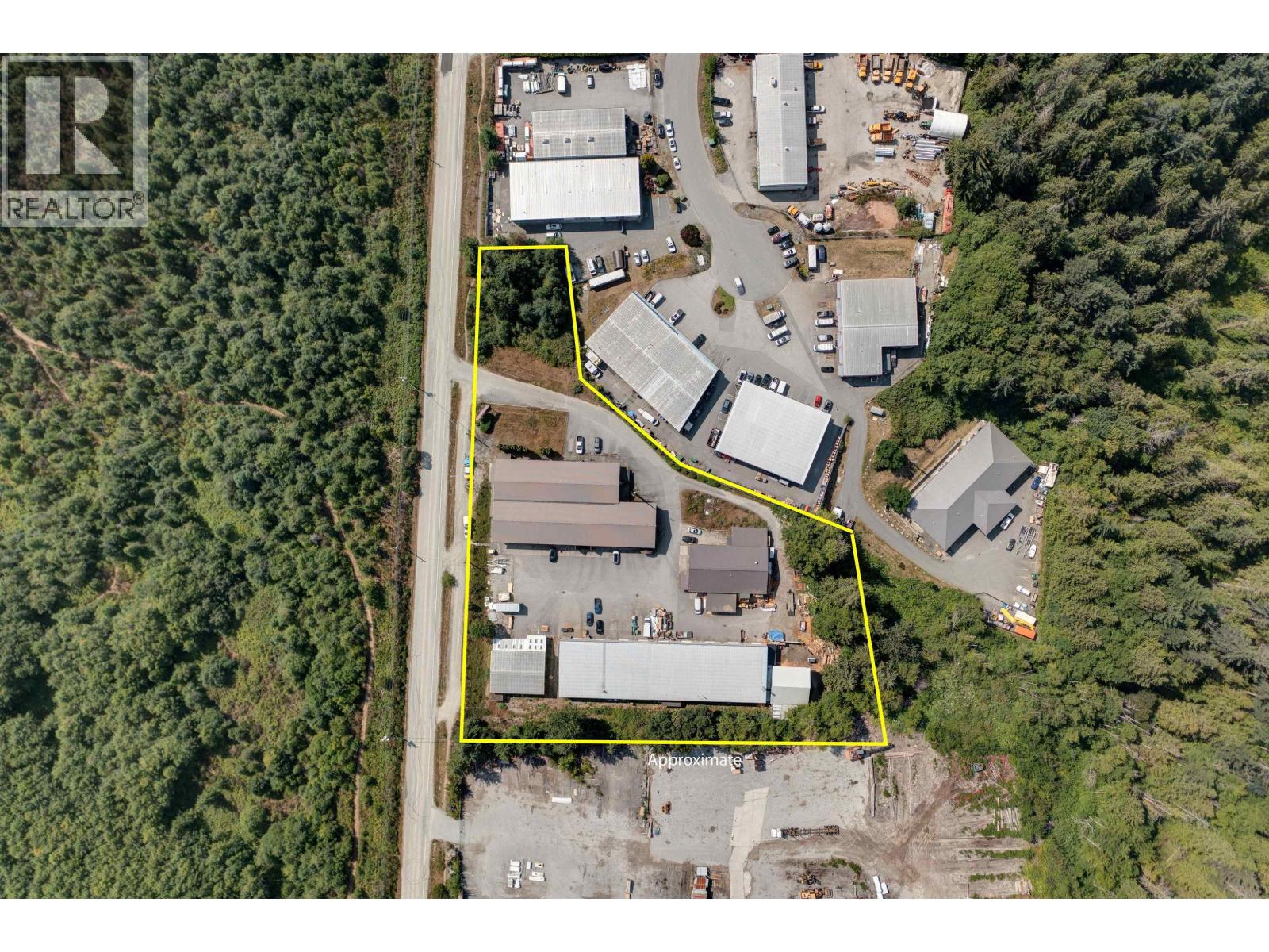 1877 Field Road, Sechelt, British Columbia  V7Z 0A8 - Photo 2 - C8080582