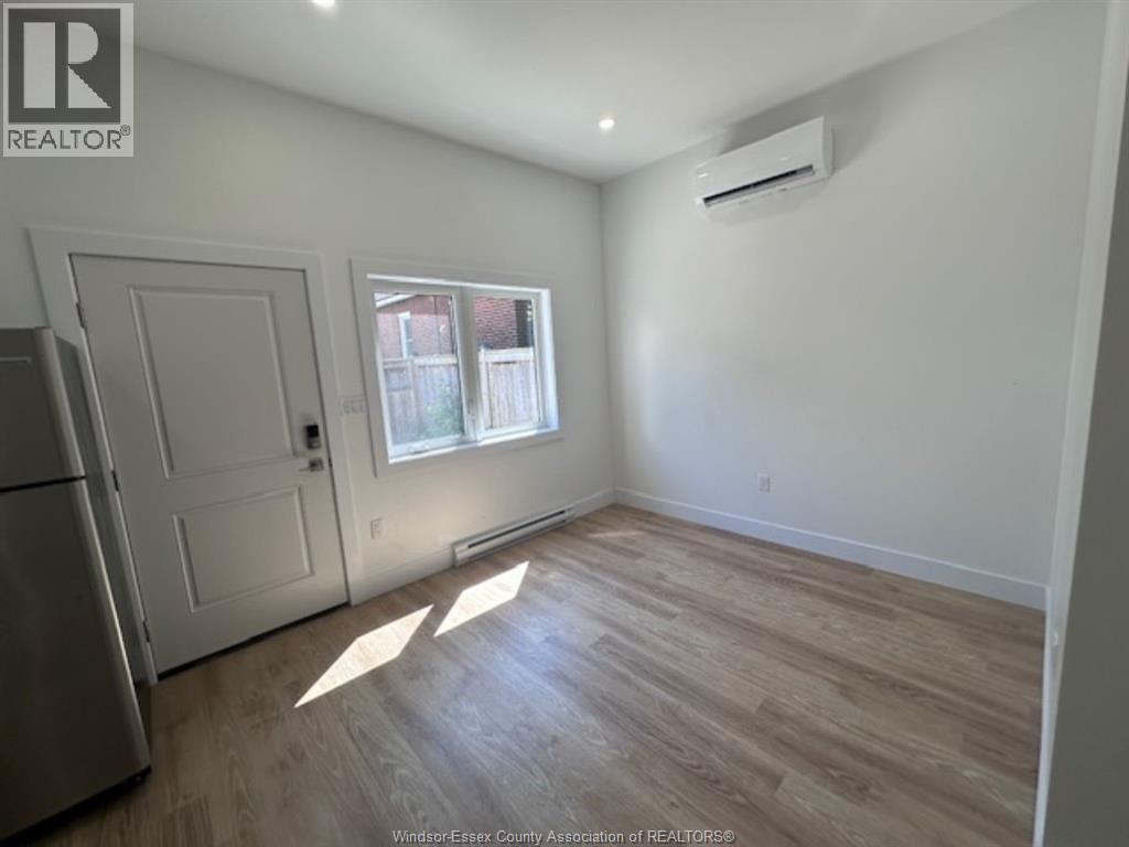 1227 Curry Avenue Unit# C/adu, Windsor, Ontario N9B 2C8 - Photo 3 - 26017621