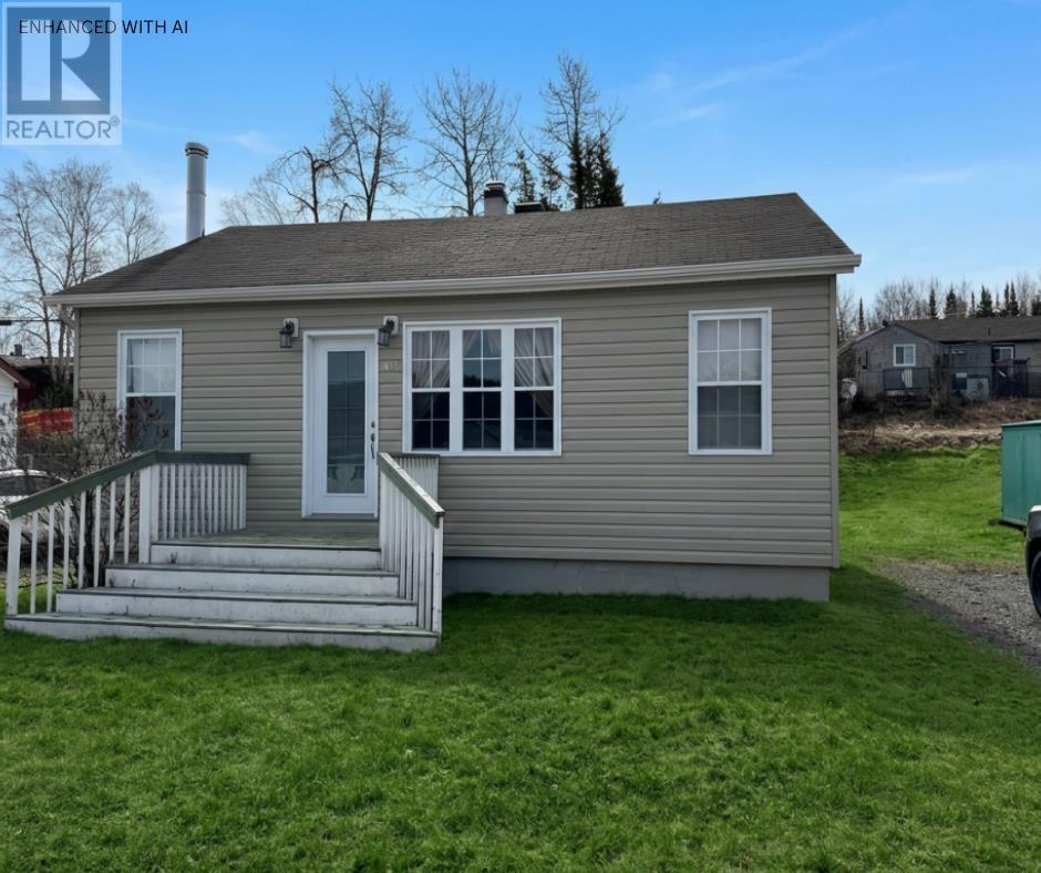 20 Neebig AVE, Manitouwadge