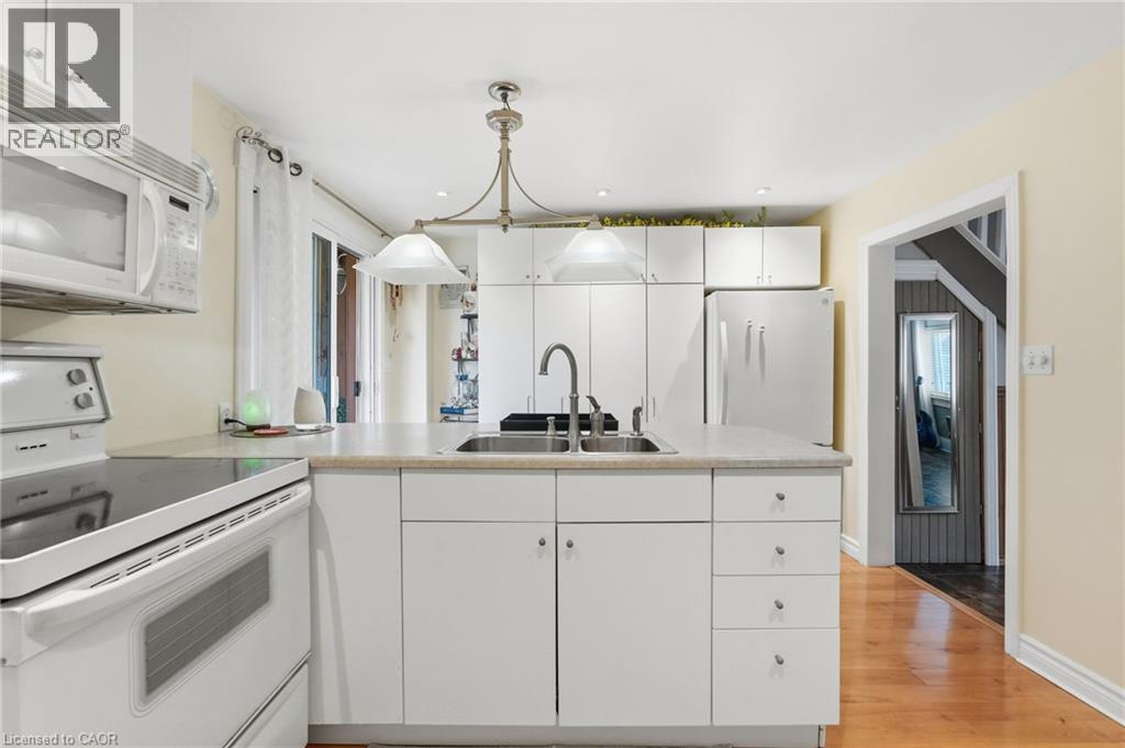 18 Province Street N, Hamilton, Ontario  L8H 4H4 - Photo 9 - 40849935
