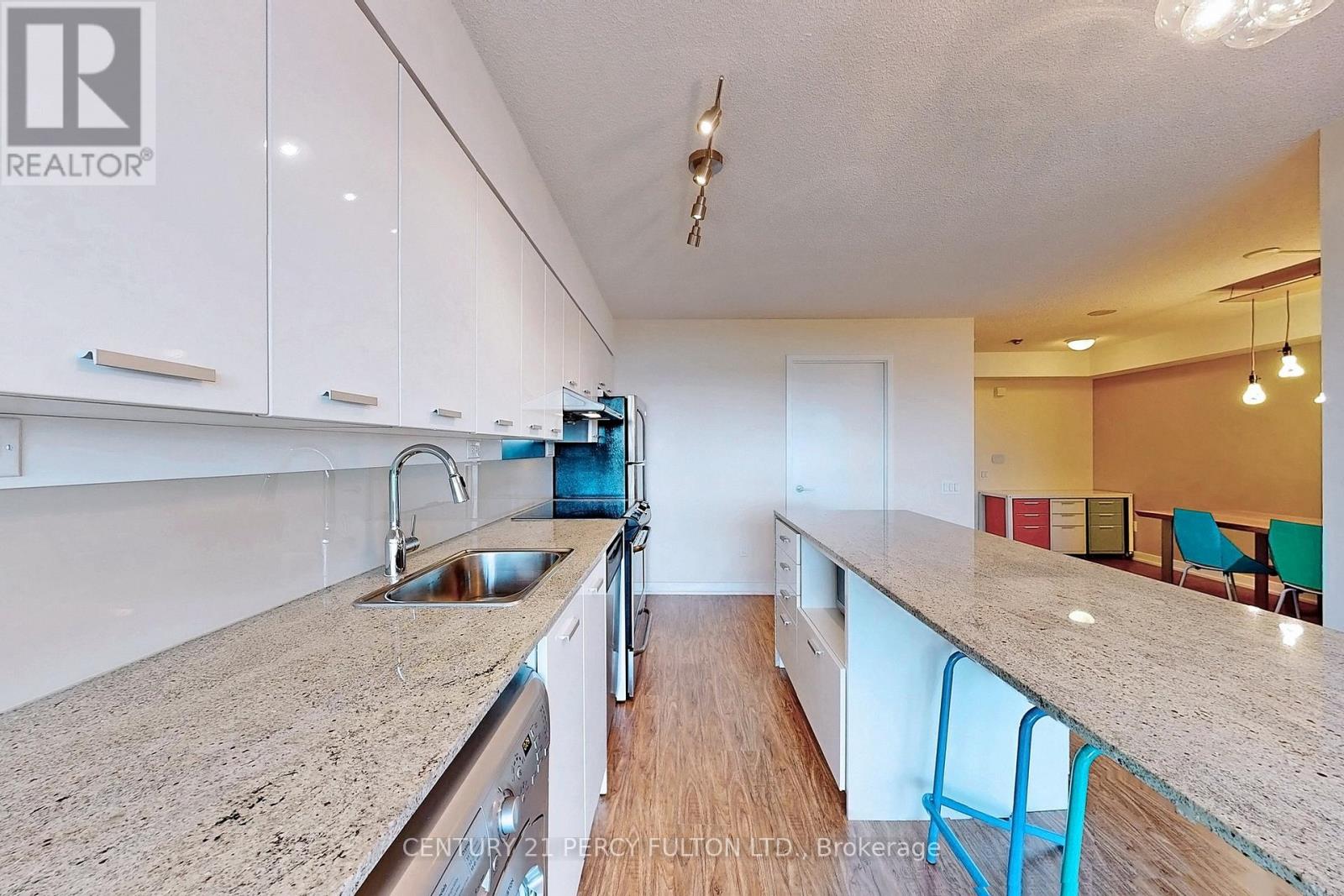 1207 - 15 Singer Court, Toronto, Ontario  M2K 0B1 - Photo 7 - C13589782