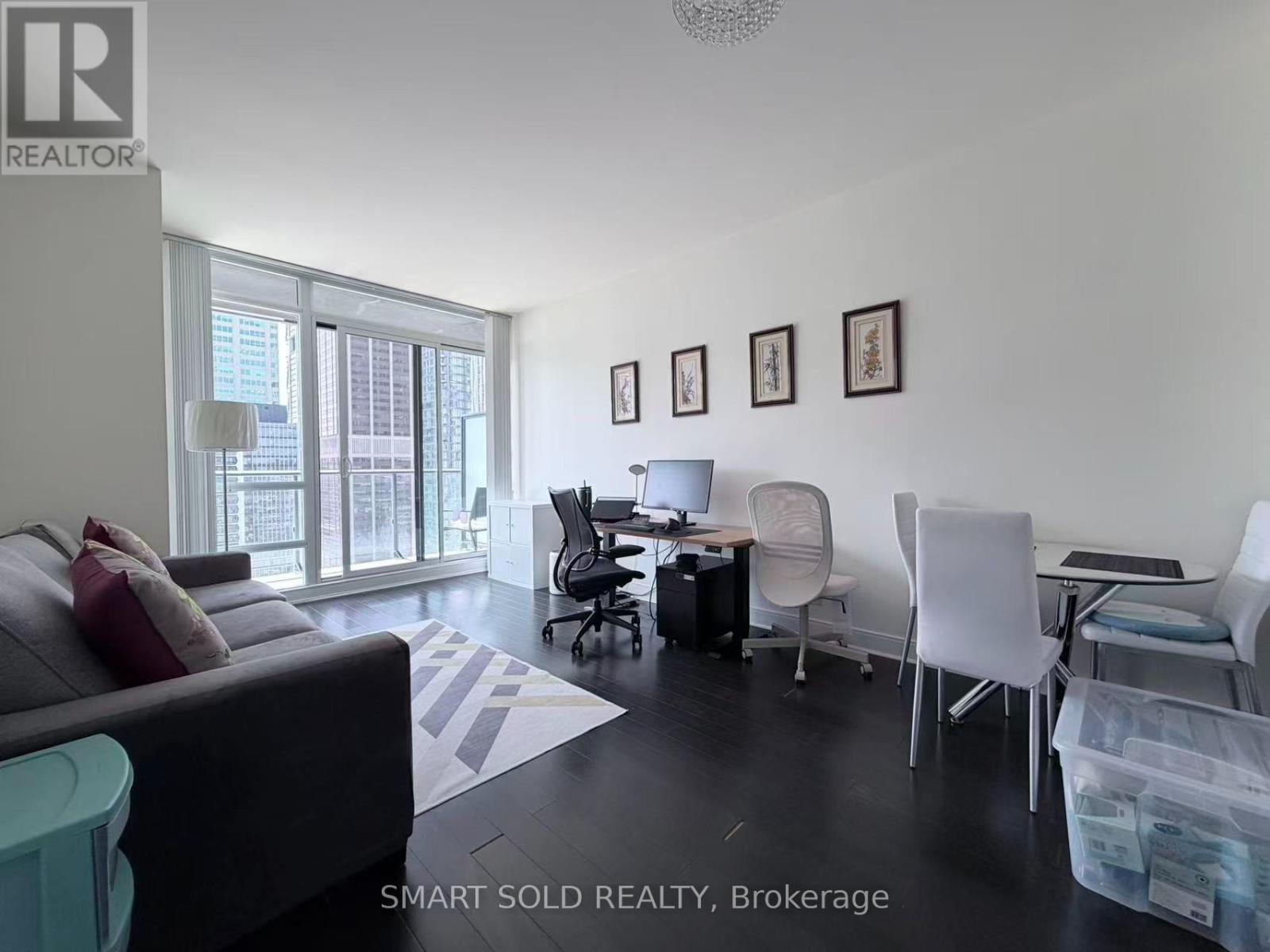 2608 - 825 Church Street, Toronto, Ontario  M4W 3Z4 - Photo 2 - C13589862