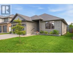 5 KEMPTON AVENUE, Belleville, Ontario