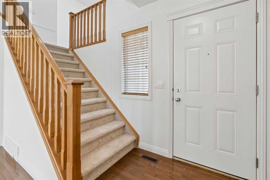 112 Panamount Rise NW, Calgary, Alberta  T3K 6G1 - Photo 12 - A2327750