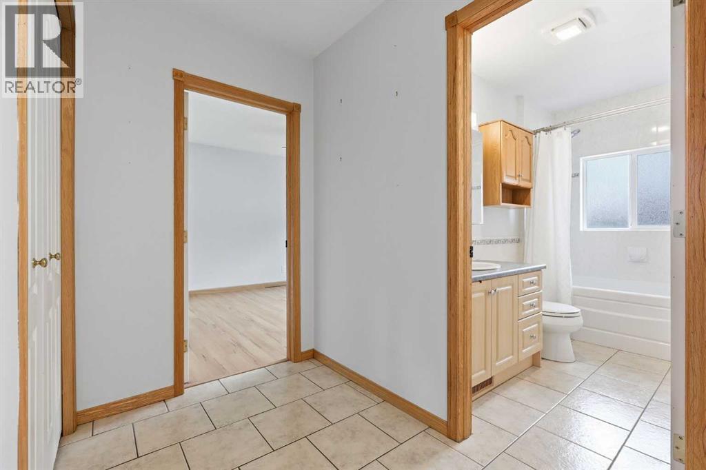 7403 20 Street SE, Calgary, Alberta  T2C 0P9 - Photo 17 - A2328645