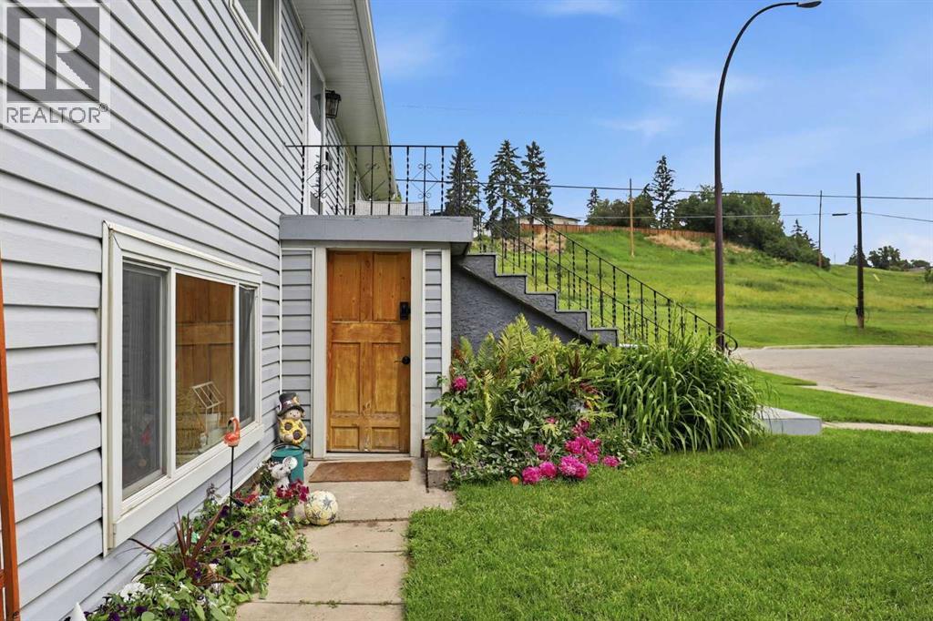 7403 20 Street SE, Calgary, Alberta  T2C 0P9 - Photo 4 - A2328645