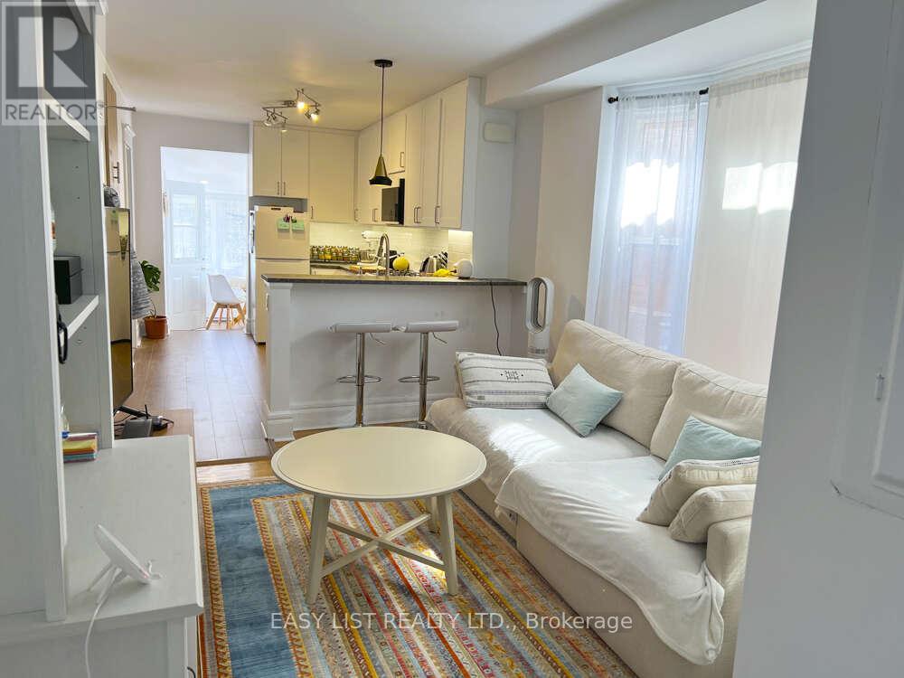 2 - 5 Garnock Avenue, Toronto, Ontario  M4K 1M1 - Photo 6 - E13589656