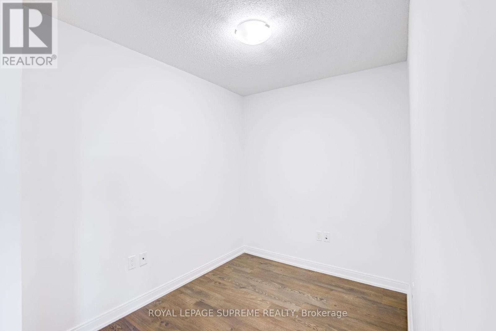 1920 - 275 Village Green Square, Toronto, Ontario  M1S 0L8 - Photo 11 - E13589706