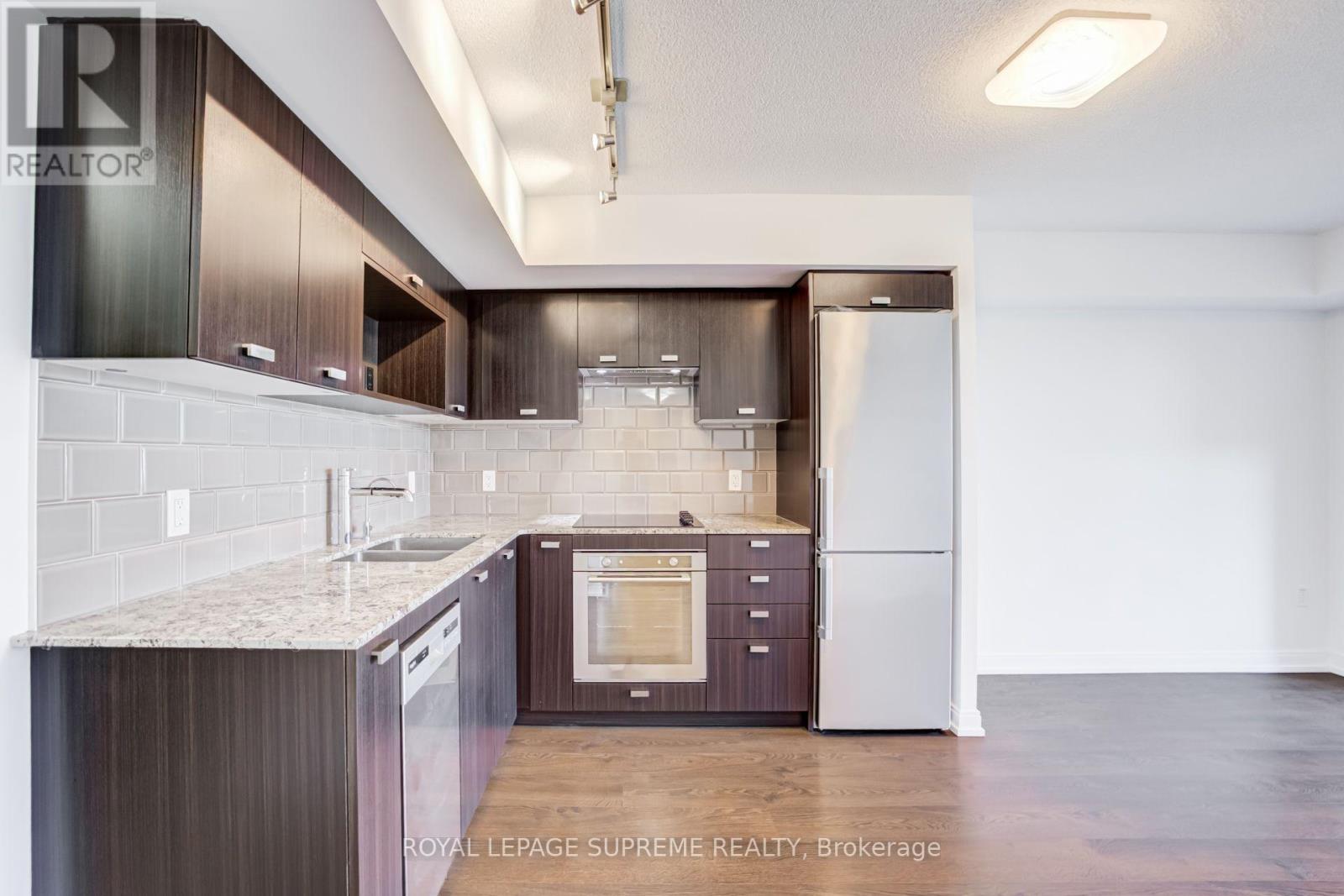 1920 - 275 Village Green Square, Toronto, Ontario  M1S 0L8 - Photo 19 - E13589706