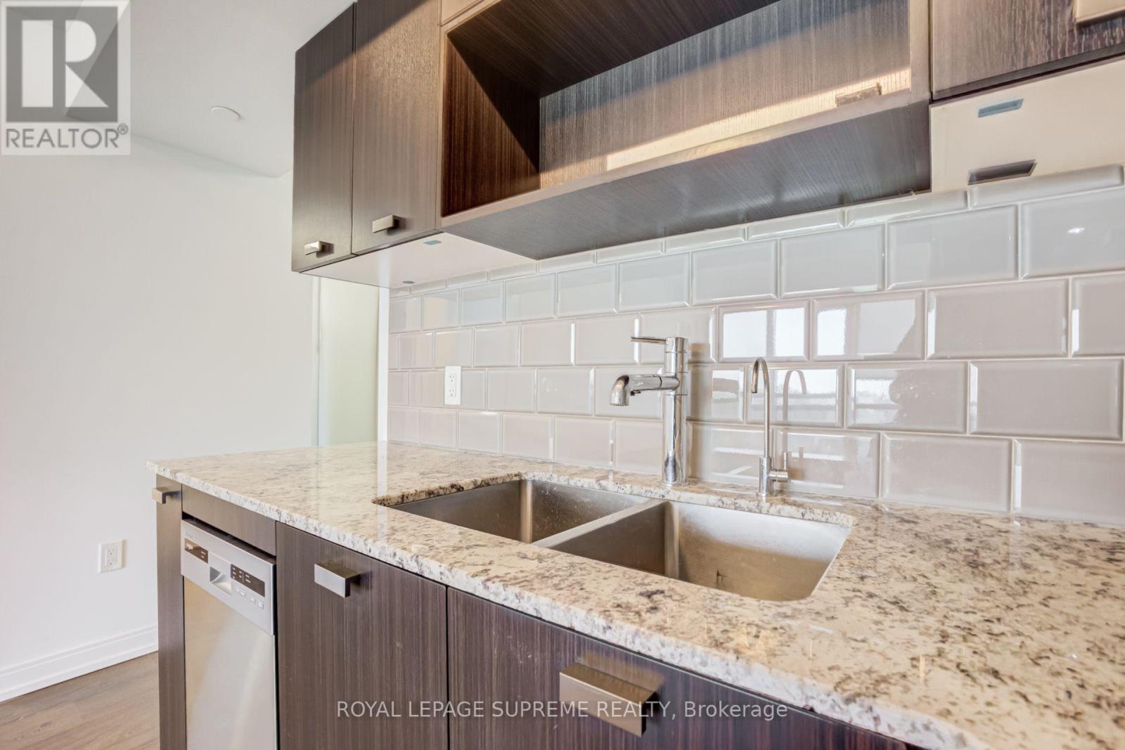 1920 - 275 Village Green Square, Toronto, Ontario  M1S 0L8 - Photo 21 - E13589706