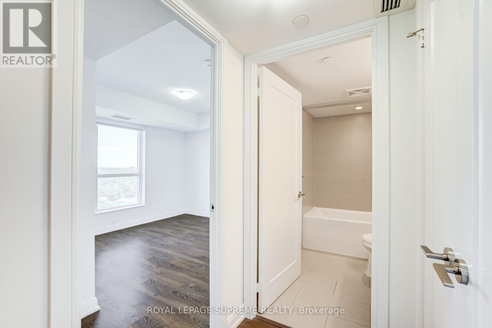 1920 - 275 Village Green Square, Toronto, Ontario  M1S 0L8 - Photo 24 - E13589706