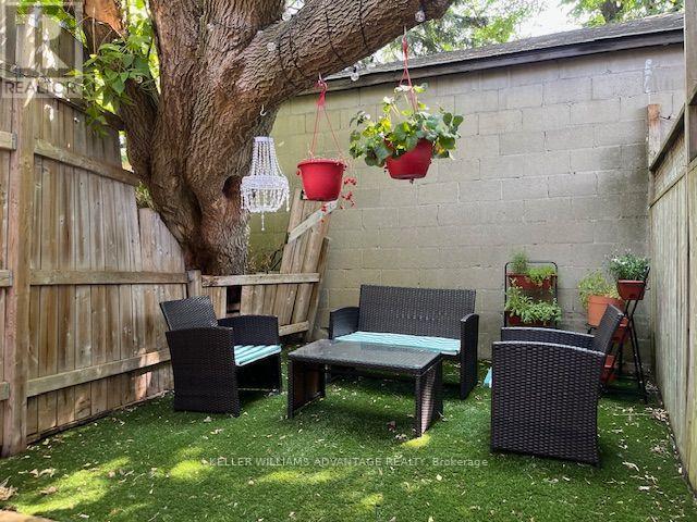 823 Craven Road, Toronto, Ontario  M4L 2Z7 - Photo 14 - E13589796