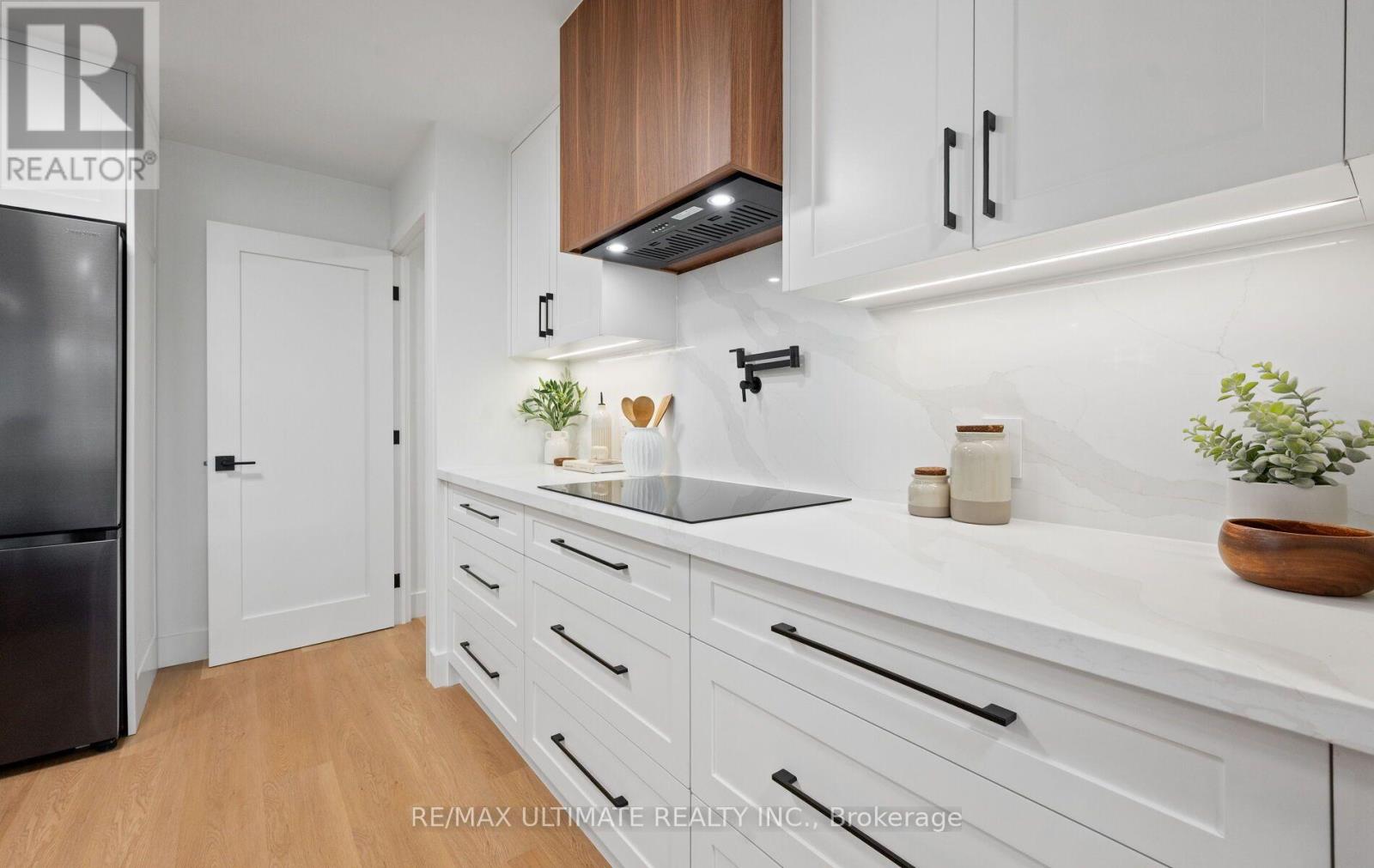 204 - 275 Bamburgh Circle, Toronto, Ontario M1W 3X4 - Photo 14 - E13589800