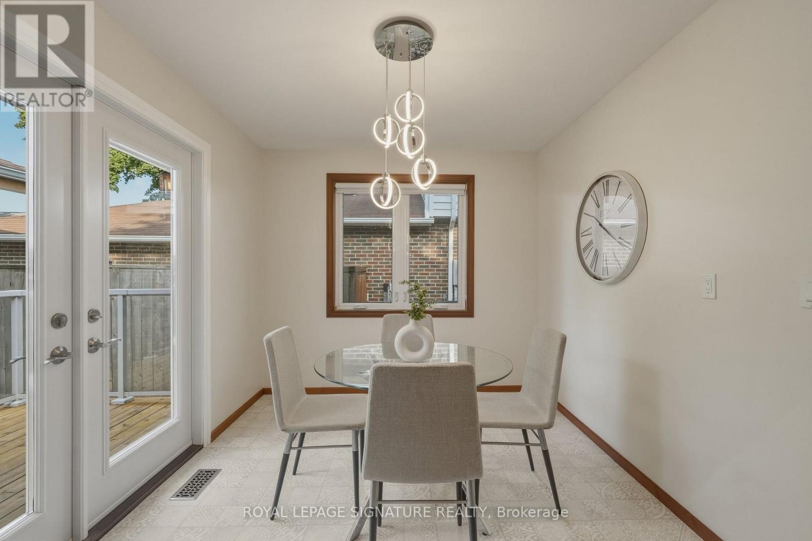 1843 Stonepath Crescent, Mississauga, Ontario L4X 1Y1 - Photo 13 - W13589674