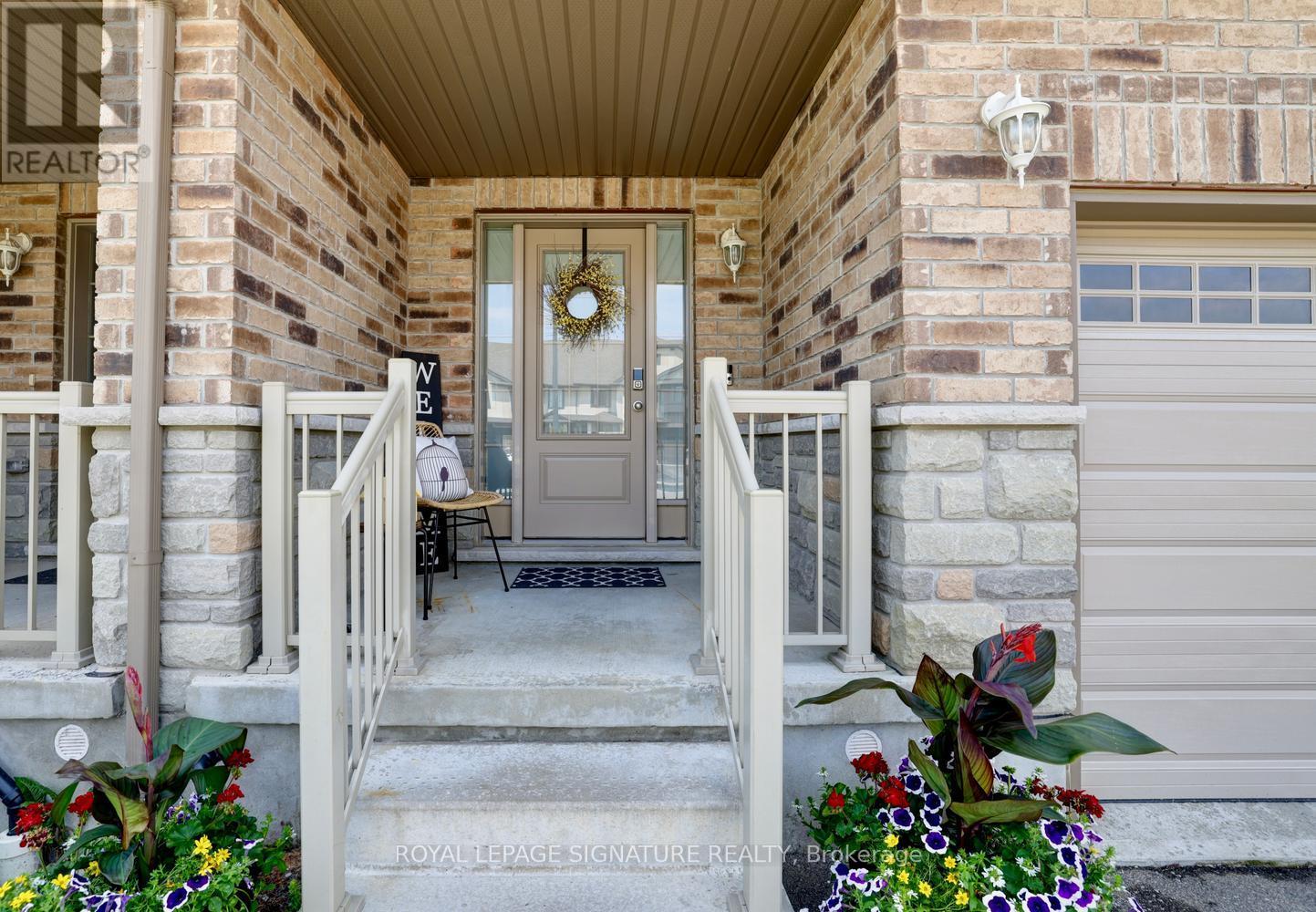 155 William Street, Waterloo, Ontario  N3B 0C2 - Photo 2 - X13589846