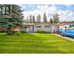 13518 15 Avenue, Blairmore, Alberta