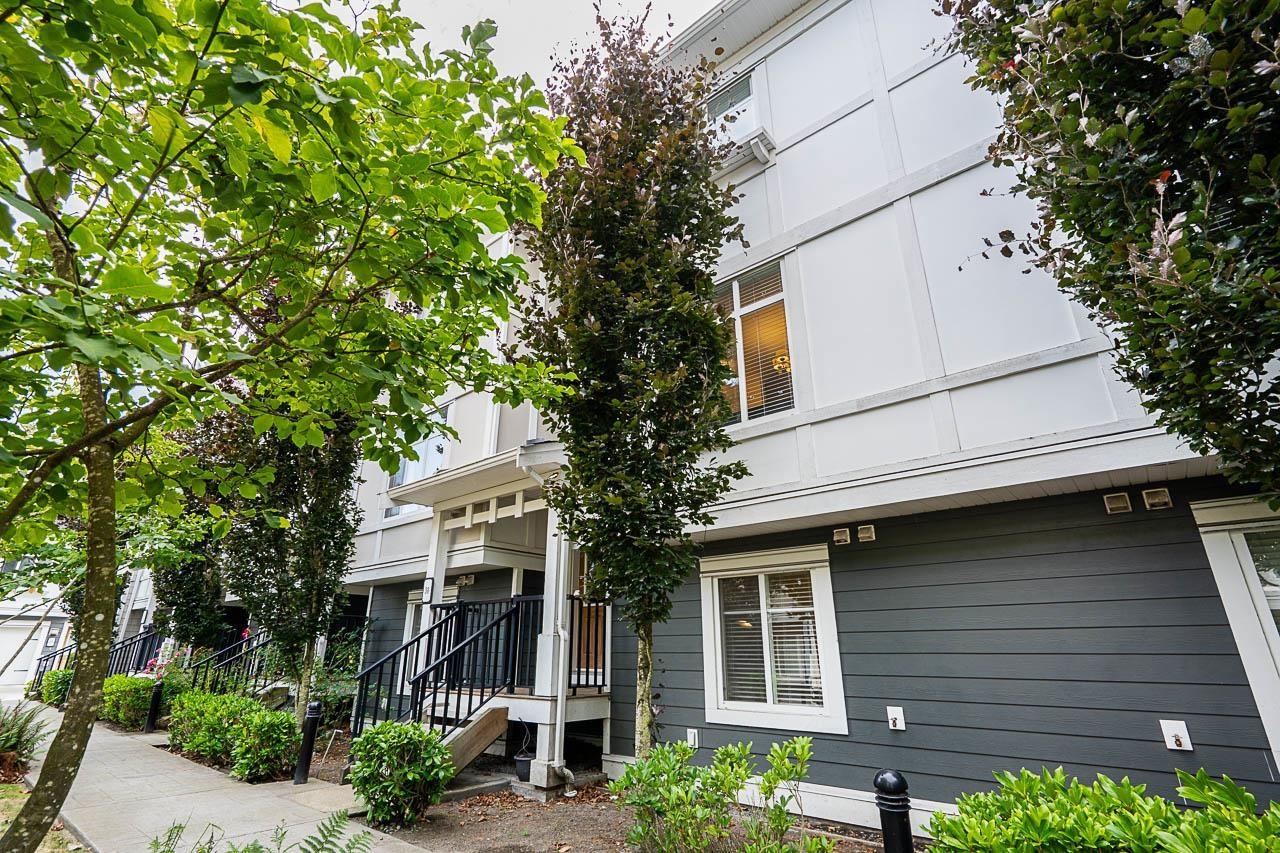 30 8433 164 Street, Surrey, British Columbia  V4N 1E1 - Photo 4 - R3148390