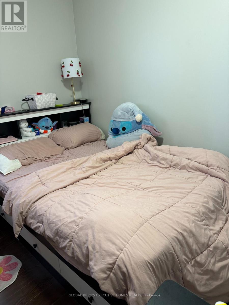 367 Kipling Avenue, Toronto, Ontario M8V 3K8 - Photo 5 - W13589536