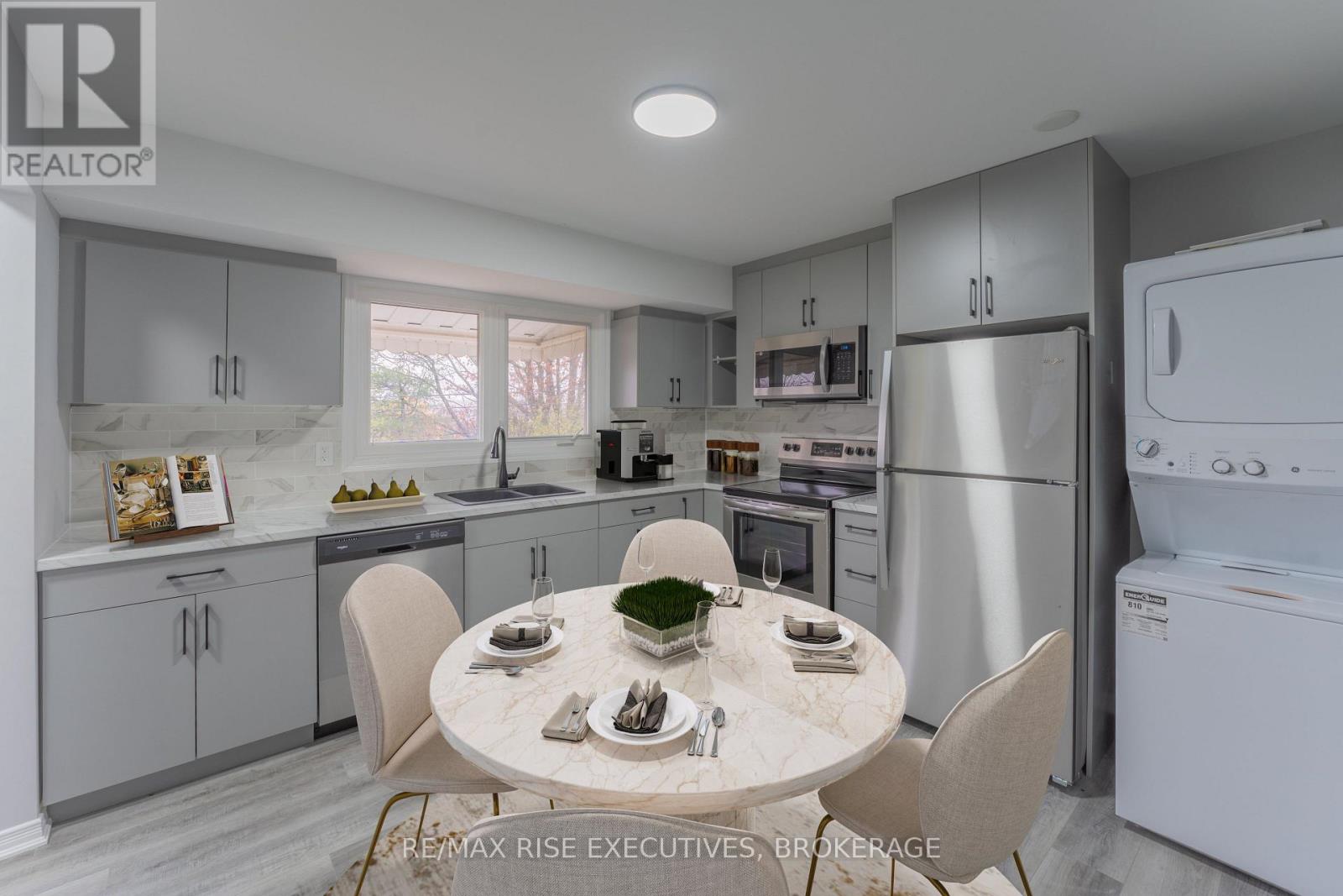 2 - 811 Overlea Court, Kingston, Ontario K7M 6Z8 - Photo 4 - X13589962