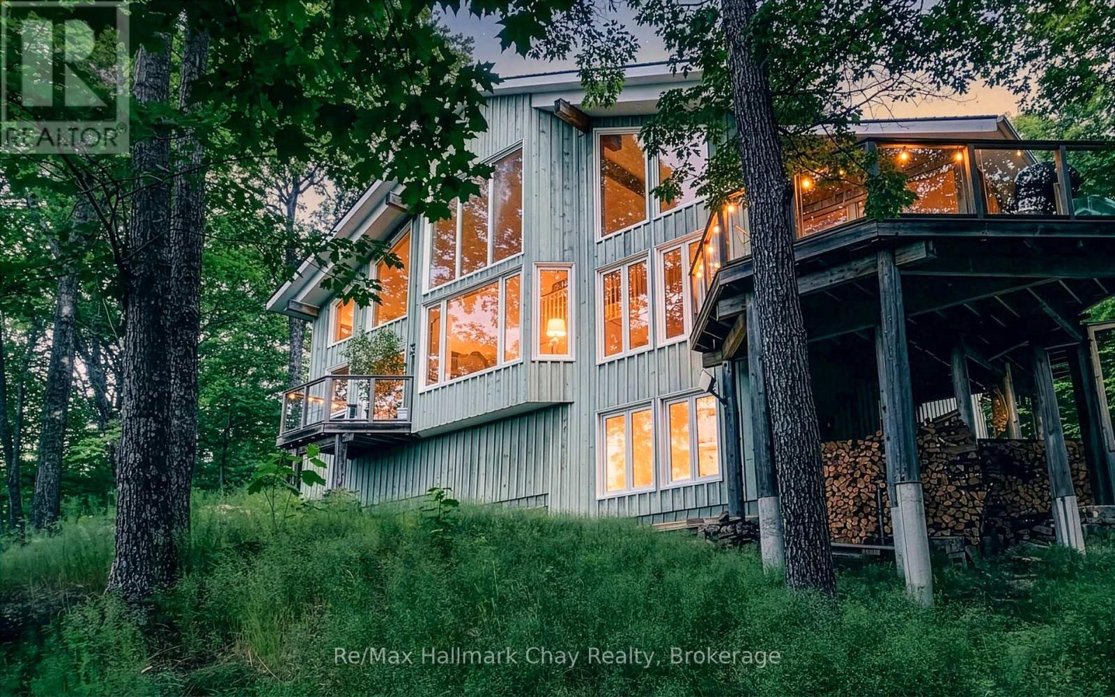 1497 Fox Point Road, Lake Of Bays, Ontario  P0A 1H0 - Photo 2 - X13459608