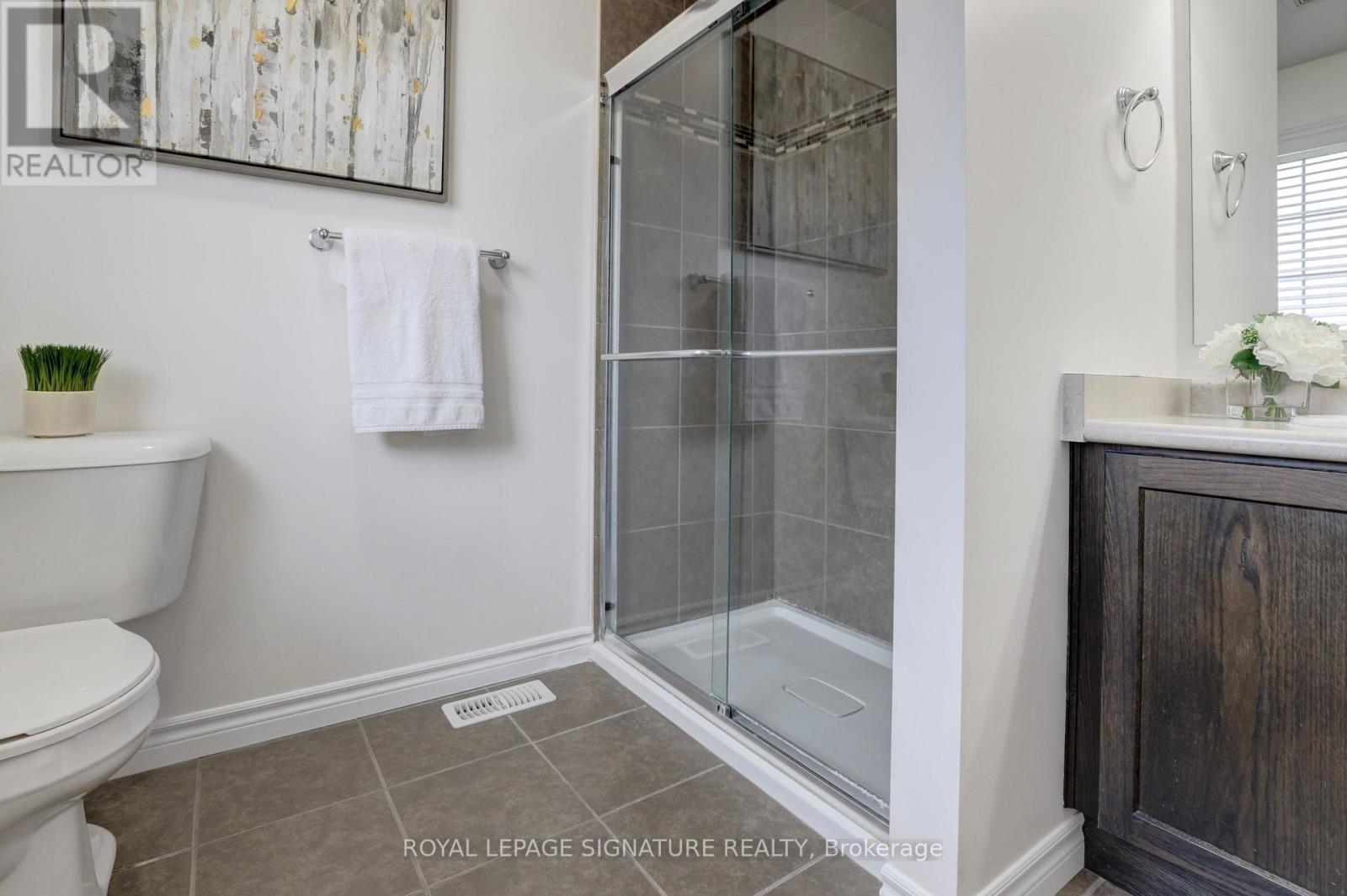 155 William Street, Waterloo, Ontario  N3B 0C2 - Photo 13 - X13589846