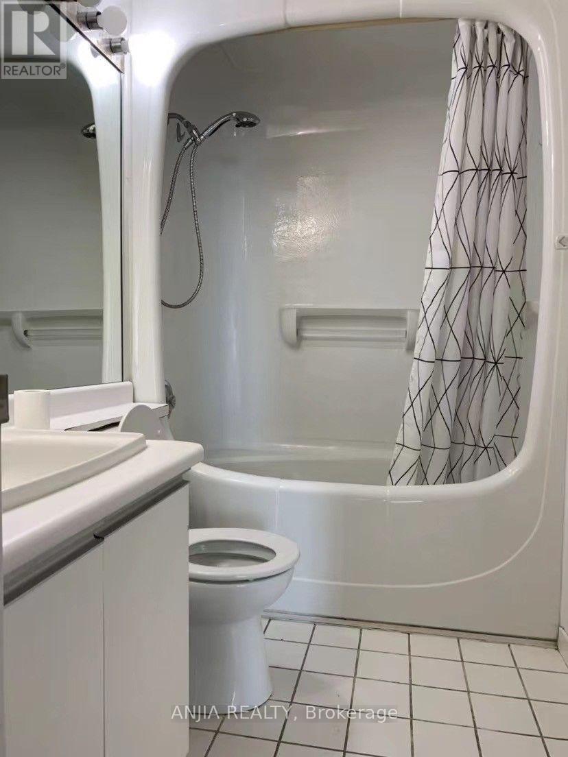 2202 - 7 Bishop Avenue, Toronto, Ontario  M2M 4J4 - Photo 4 - C13589976