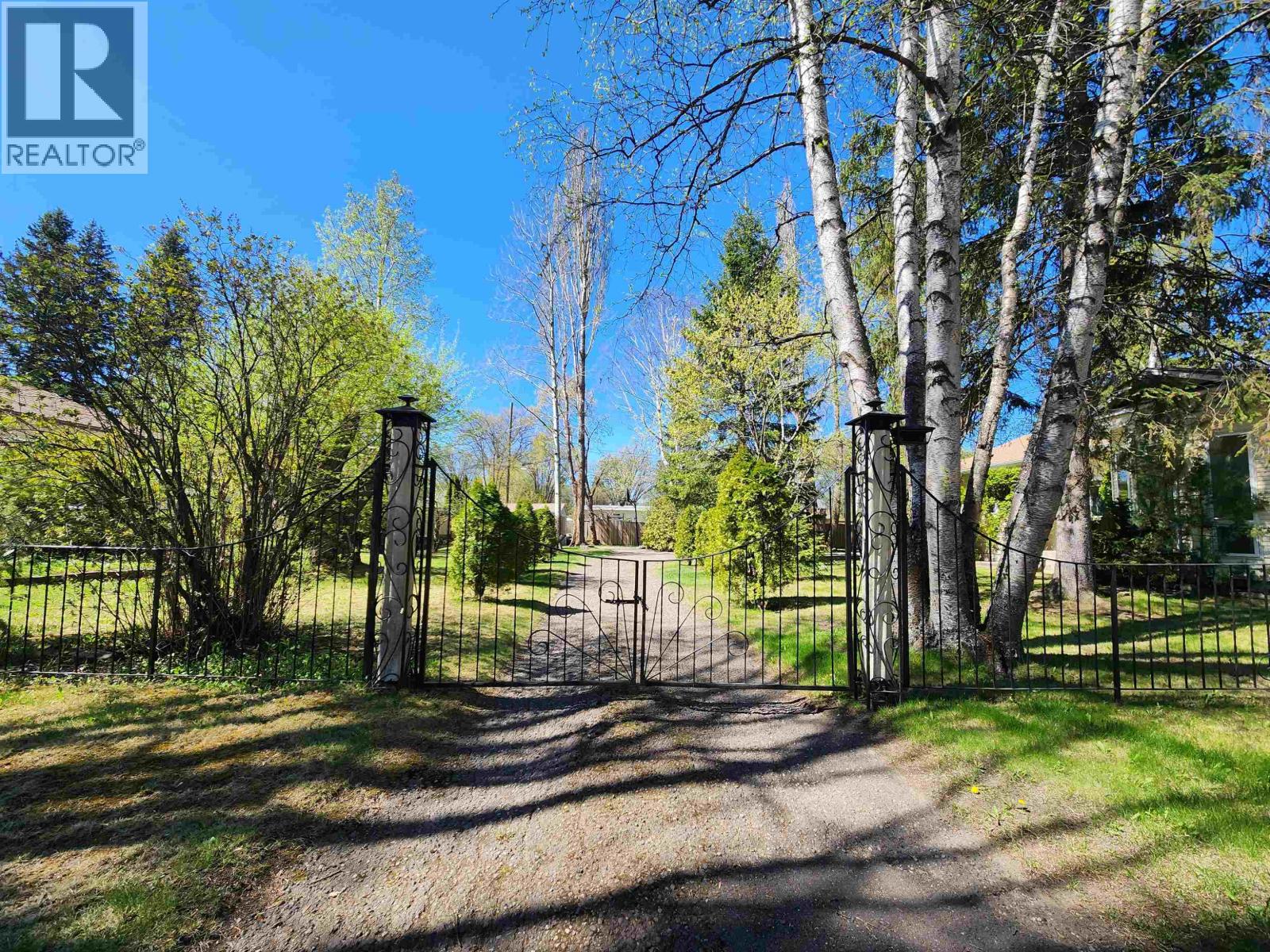 1591 Cedar Street, Prince George, British Columbia  V2L 1B6 - Photo 3 - R3148471