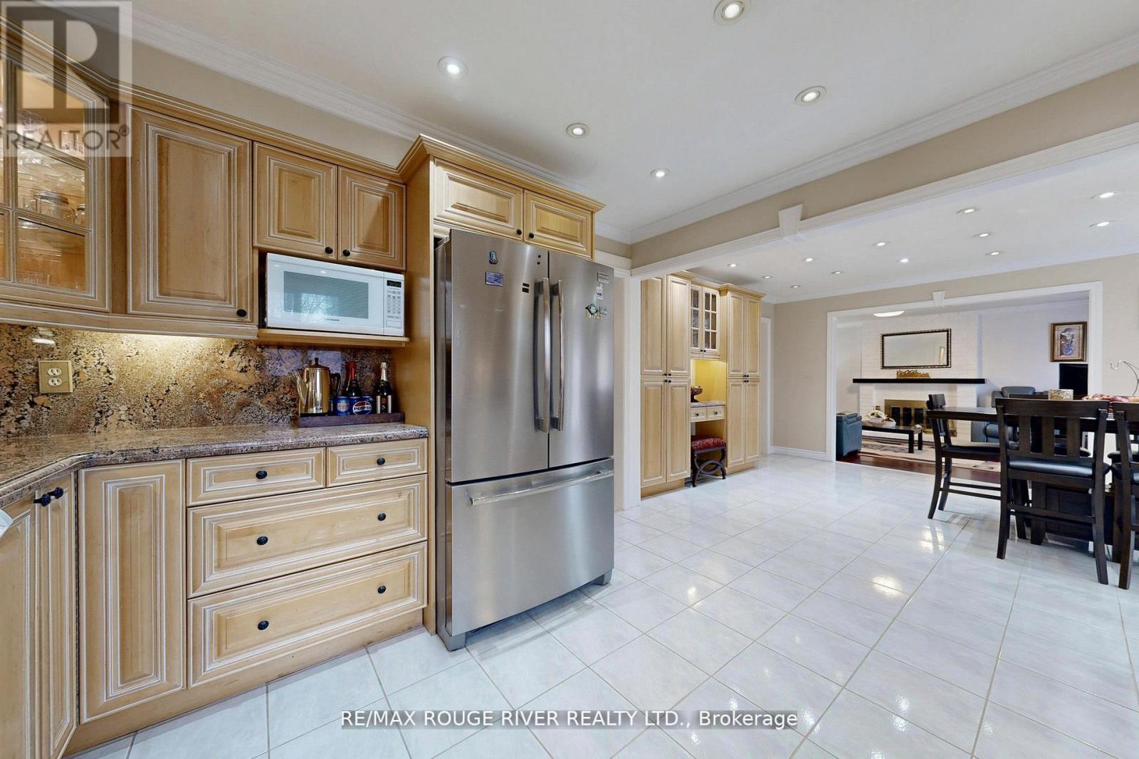 45 Rotherglen Road N, Ajax, Ontario  L1T 1S8 - Photo 14 - E13589990