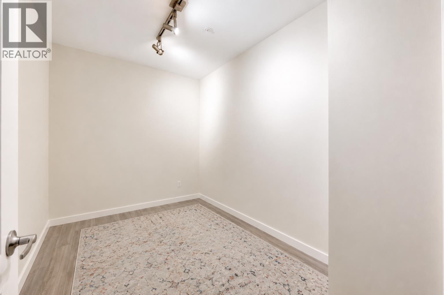 319 580 RAVEN WOODS DRIVE — photo 27