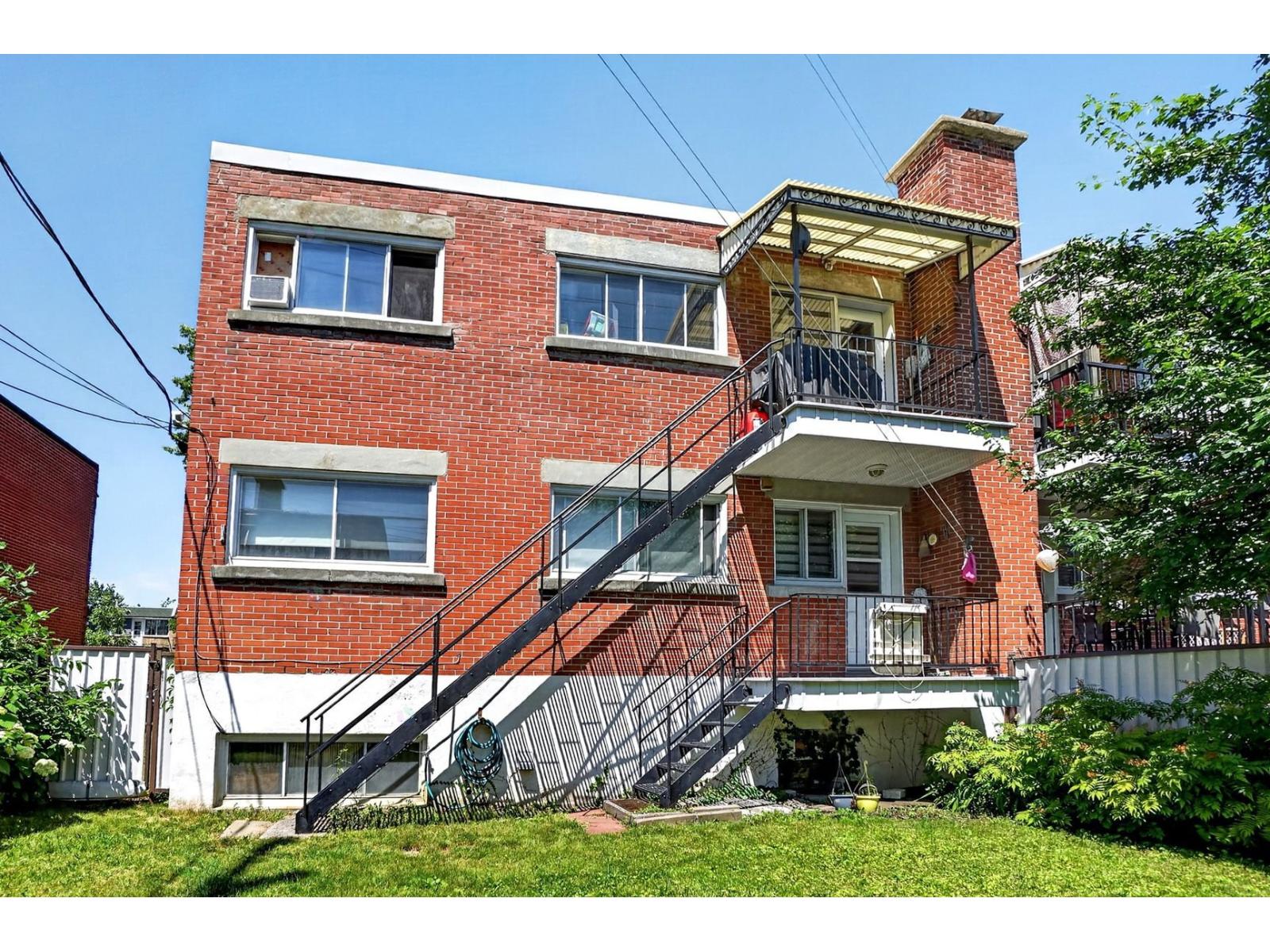 634-636 Place Fleury Montréal (Ahuntsic-Cartierville) Quebec Canada H3L3K7 3