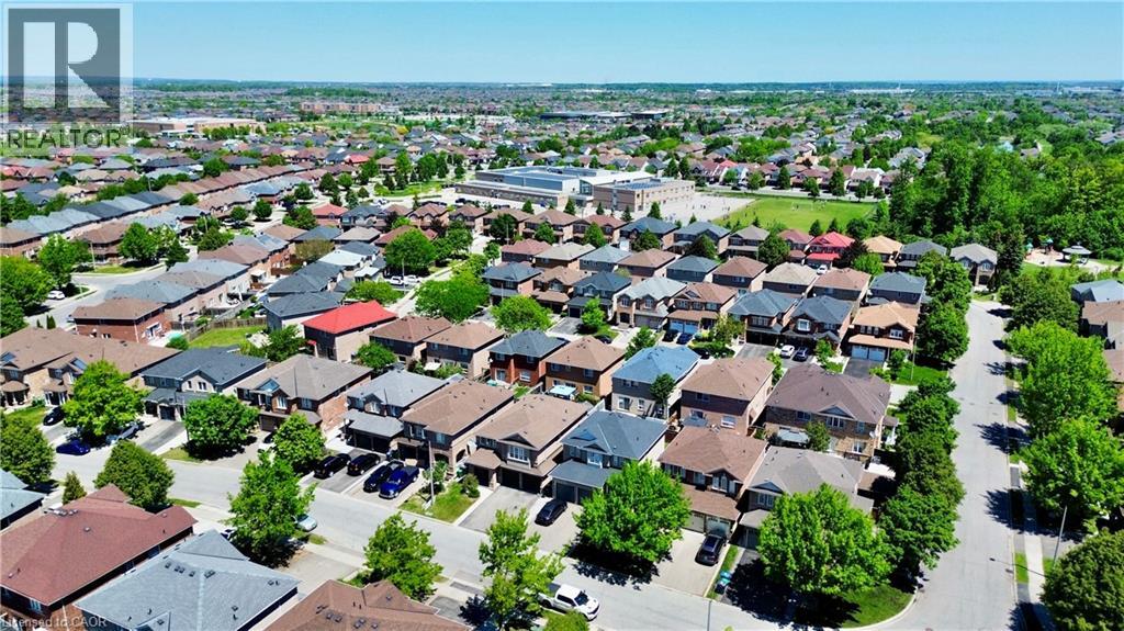 21 Trudelle Crescent, Brampton, Ontario  L7A 2Z1 - Photo 8 - 40849687