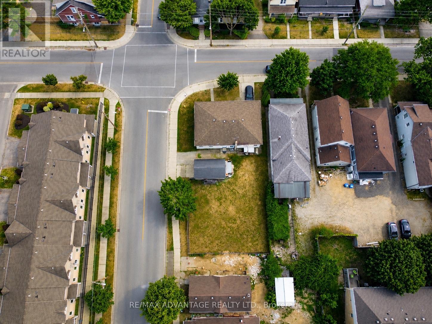 162-164 MILL STREET, London East, Ontario