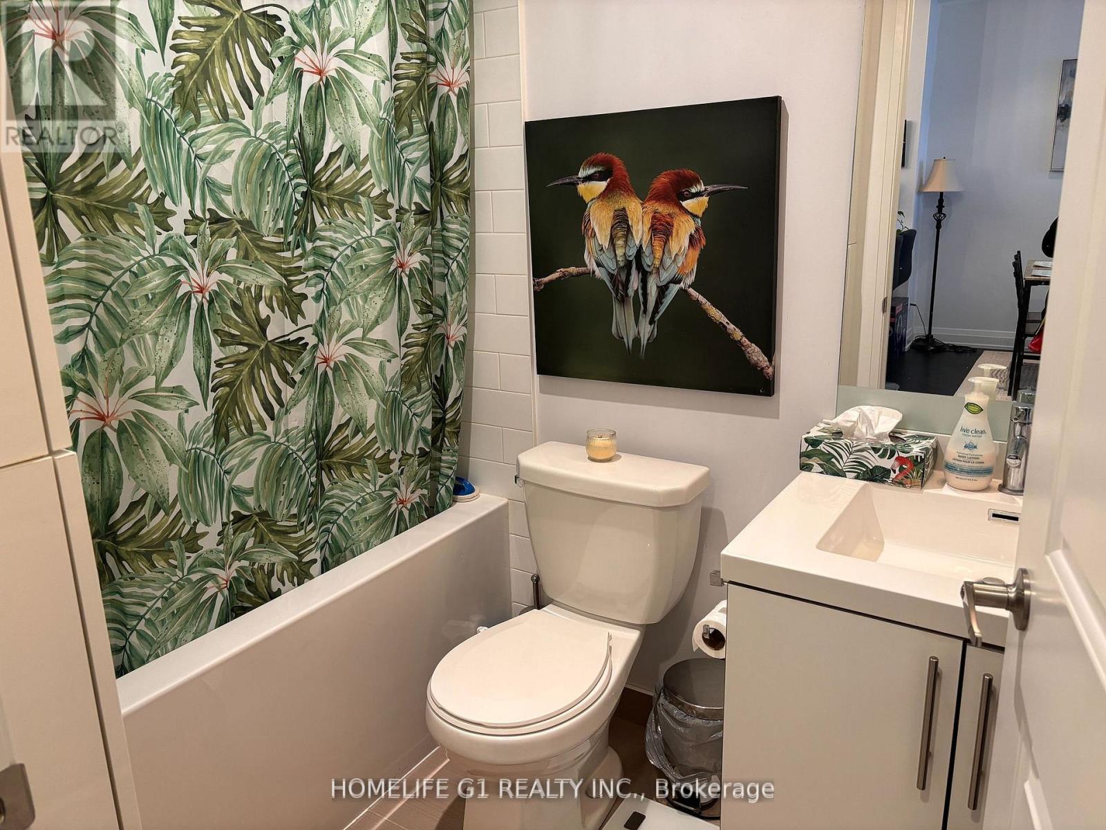 318 - 65 Speers Road, Oakville, Ontario  L6K 2E6 - Photo 5 - W13589978
