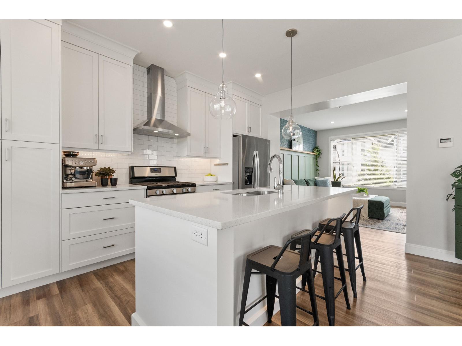 5457 Driftwood Street, Sardis South, Chilliwack, British Columbia  V2R 6A3 - Photo 5 - R3148483
