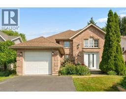 158 BANKSIDE Drive, Kitchener, Ontario