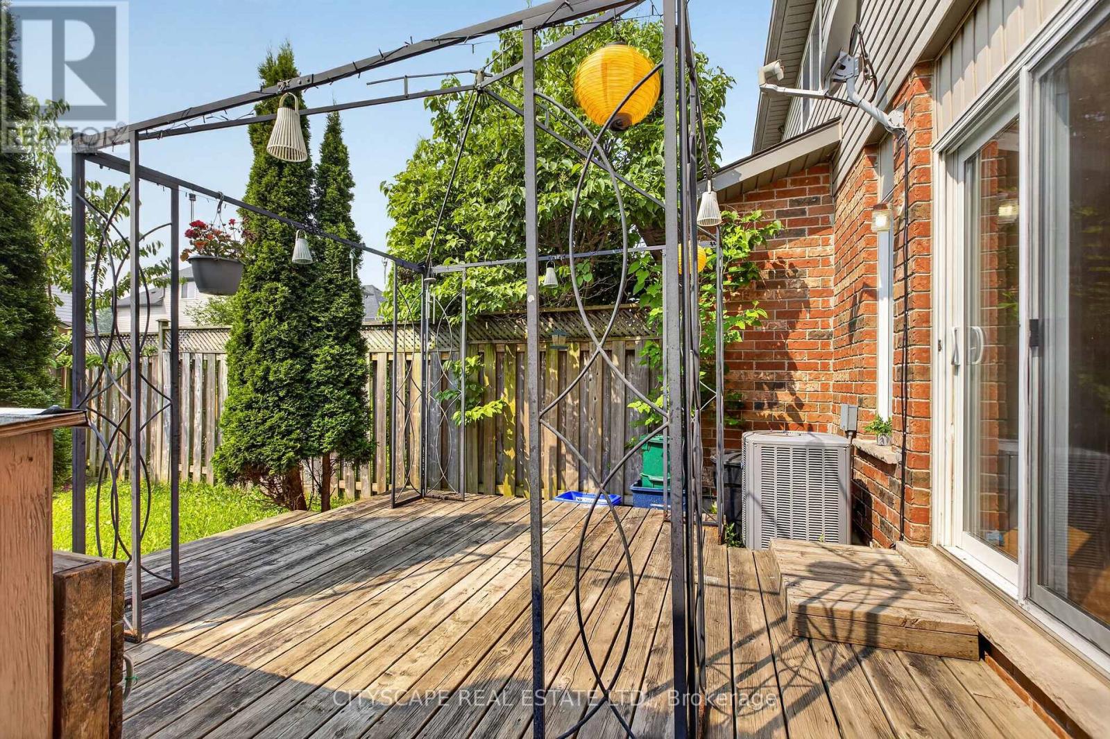 244 Sophia Crescent, Kitchener, Ontario  N2R 1X8 - Photo 43 - X13589314
