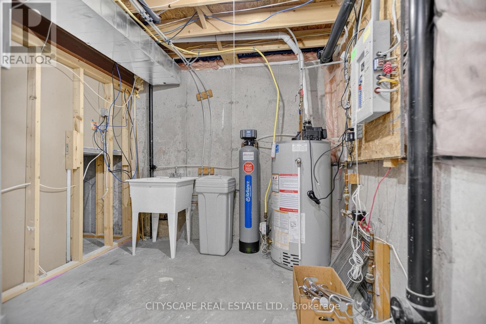 244 Sophia Crescent, Kitchener, Ontario  N2R 1X8 - Photo 40 - X13589314