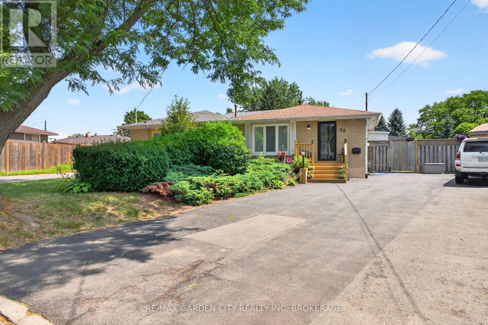 Lower - 38 Cypress Street, St. Catharines, Ontario  L2N 4L9 - Photo 1 - X13579850