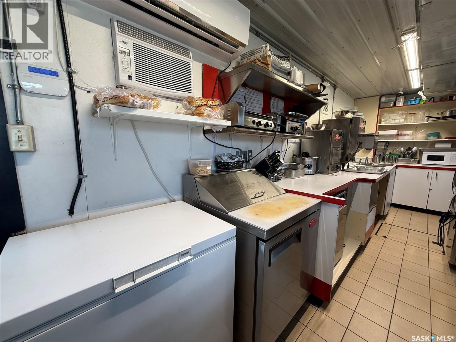 The Craft - Ice Cream & Eatery, Candle Lake, Saskatchewan S0J 3E0 - Photo 44 - SK039573