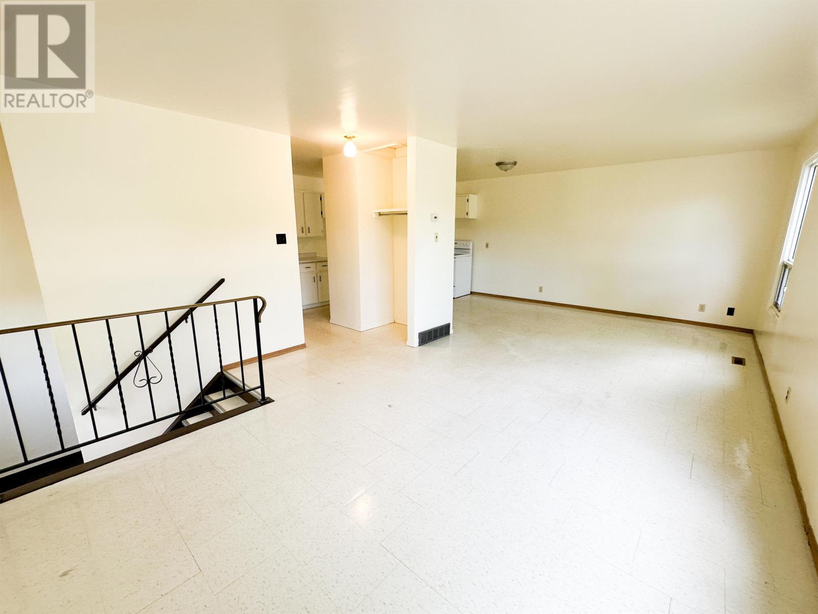 78/80 Birch Dr, Ear Falls, Ontario  P0V 1T0 - Photo 15 - TB2601943