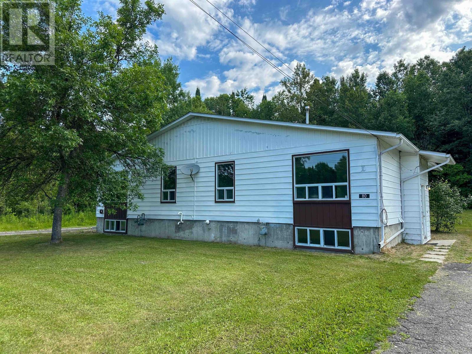 78/80 Birch Dr, Ear Falls, Ontario  P0V 1T0 - Photo 2 - TB2601943