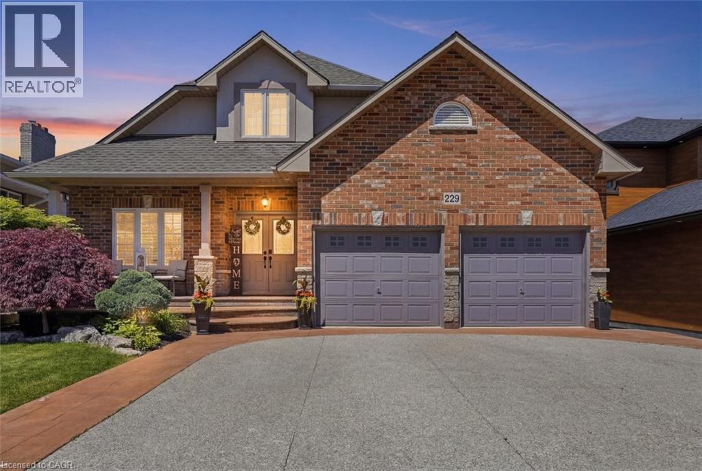 229 MILLEN Road, Hamilton, Ontario