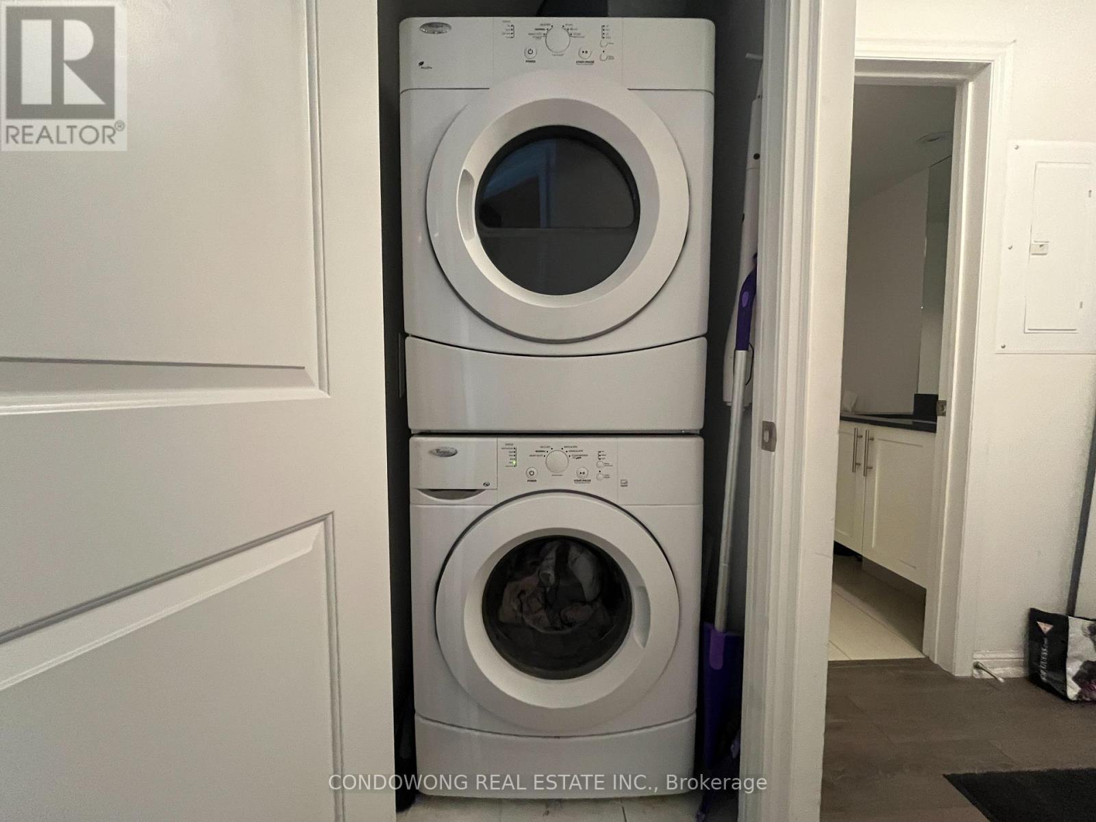 1910 - 400 Adelaide Street E, Toronto, Ontario  M5A 4S3 - Photo 10 - C13590208