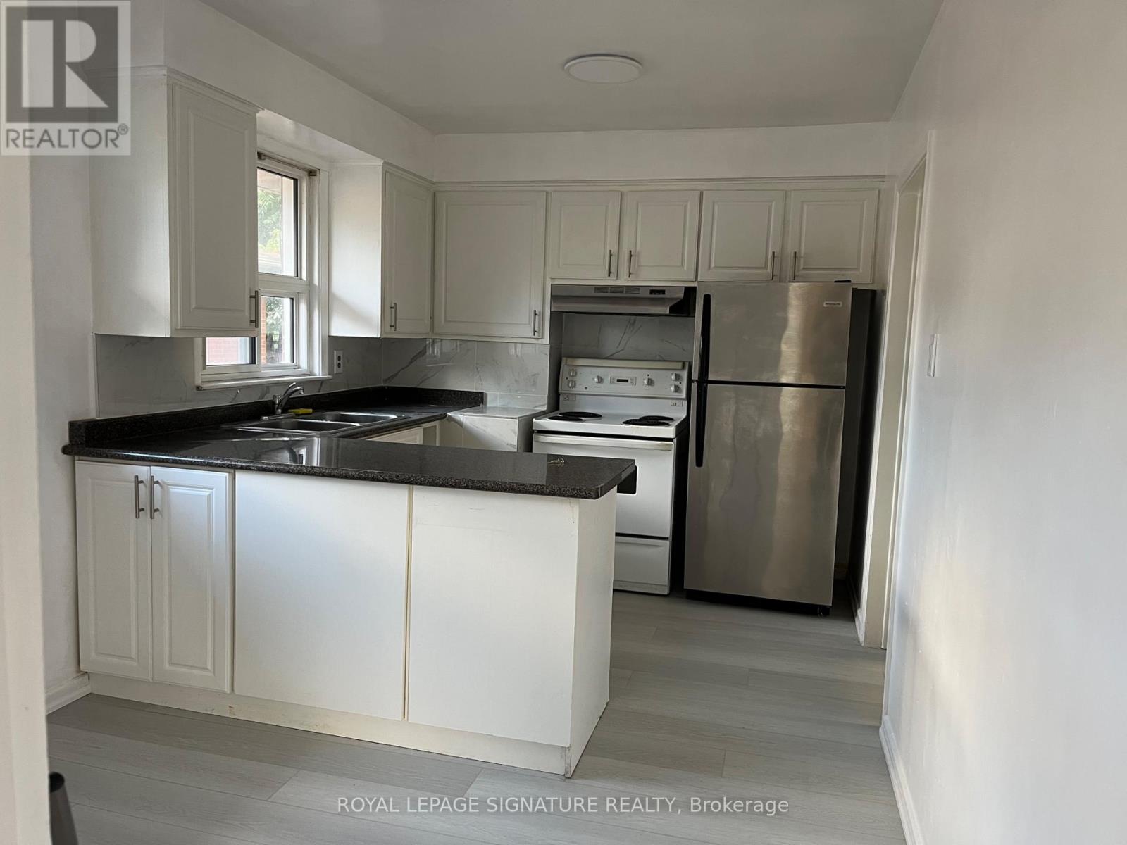 23 ALLANFORD ROAD - Photo 3