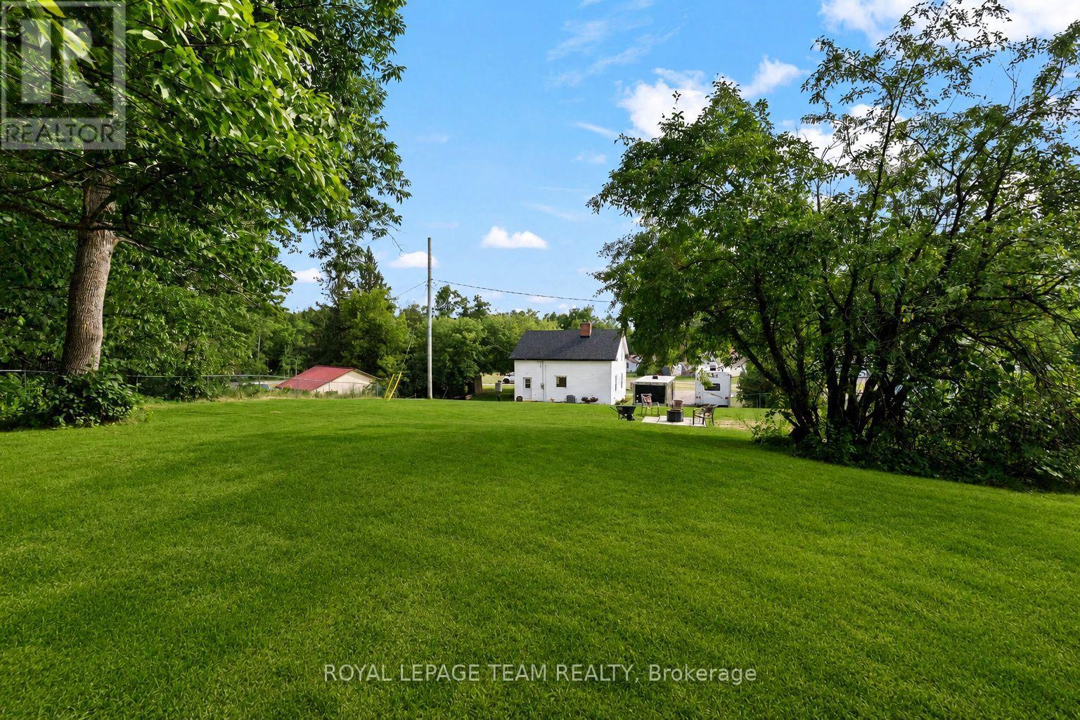 27 Tammy Trail, Whitewater Region, Ontario  K0J 1Y0 - Photo 33 - X13590098