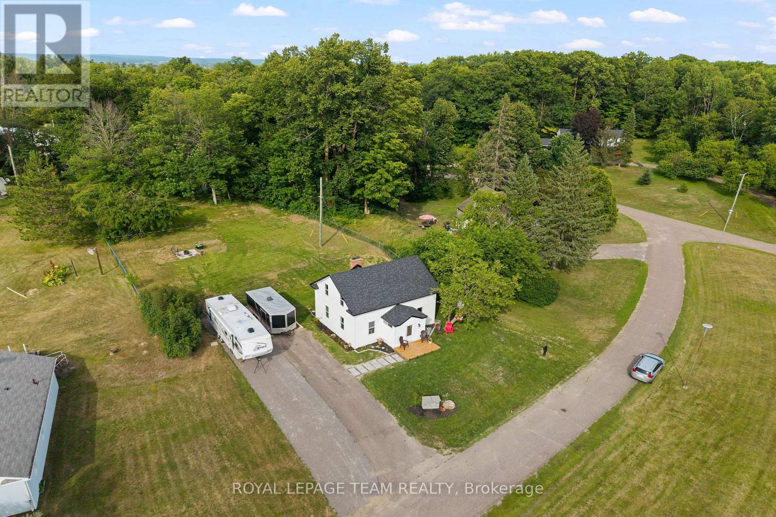 27 Tammy Trail, Whitewater Region, Ontario  K0J 1Y0 - Photo 6 - X13590098
