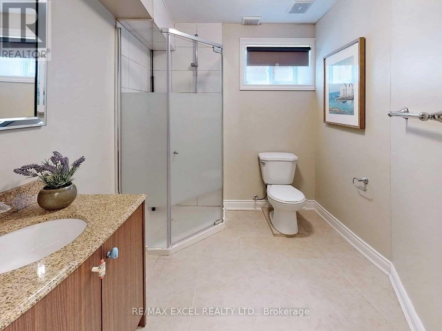 91 Rockport Crescent, Richmond Hill, Ontario  L4C 2L9 - Photo 8 - N13590046