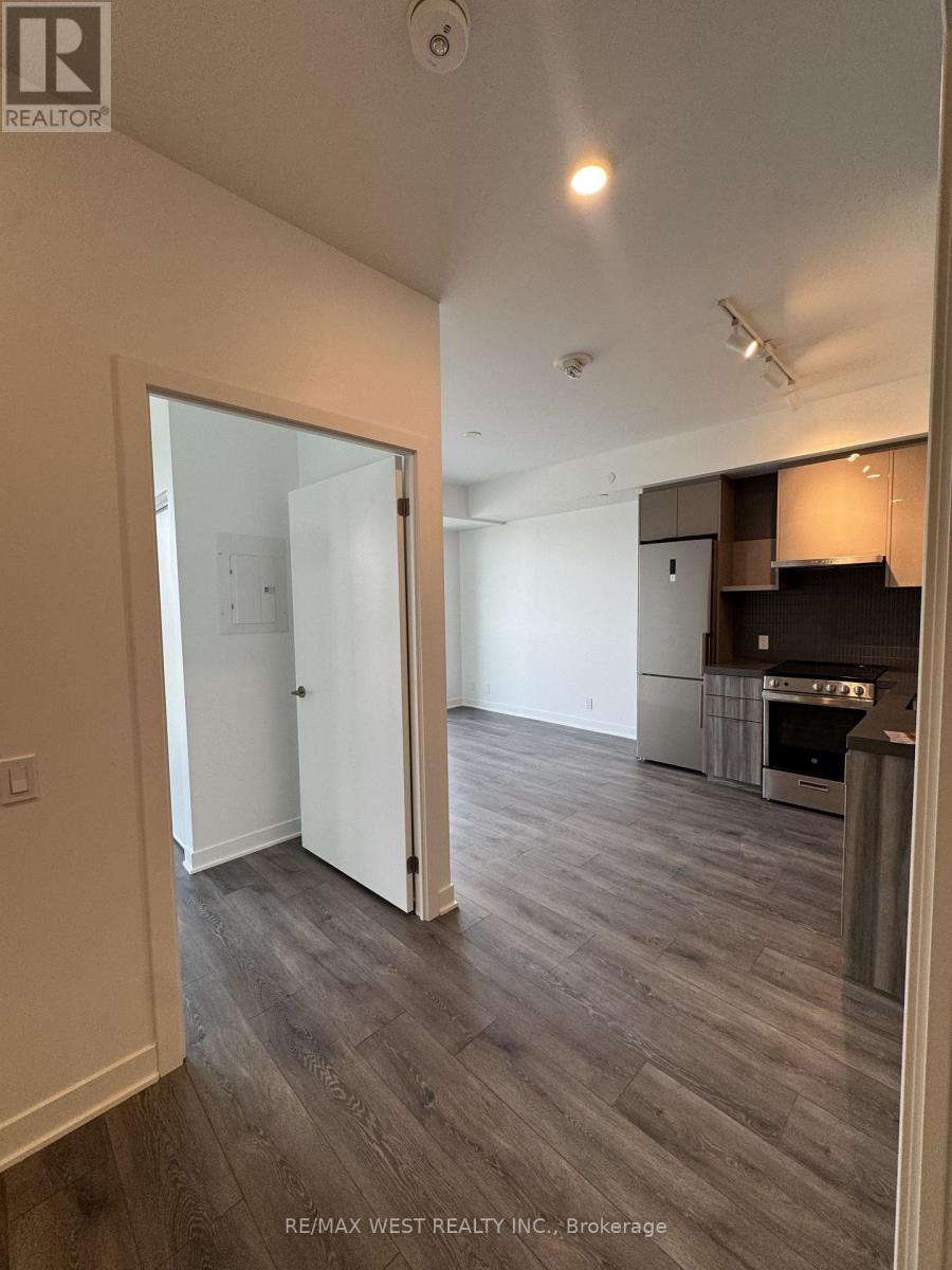 10 Flavelle Trail, Vaughan, Ontario  L4L 0M8 - Photo 4 - N13590242