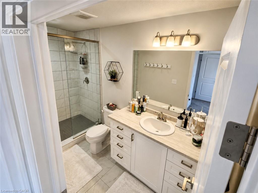 77 Hollybrook Trail, Kitchener, Ontario  N2R 0M7 - Photo 33 - 40845004