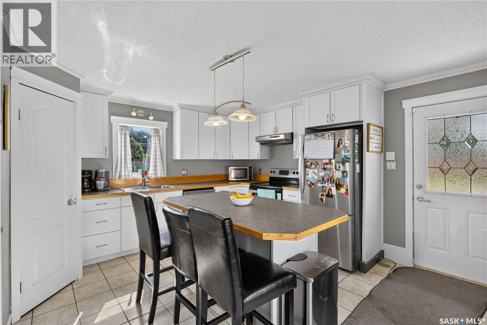 477 22nd Street E, Prince Albert, Saskatchewan  S6V 1N5 - Photo 5 - SK043092
